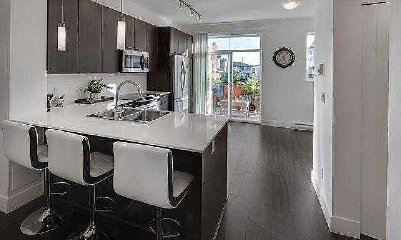 Townhouse For Rent...