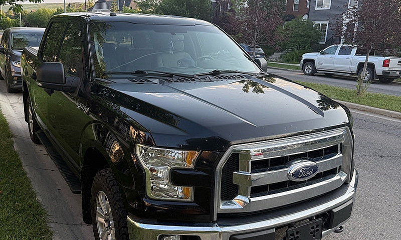 2016 Ford F150 $2200...