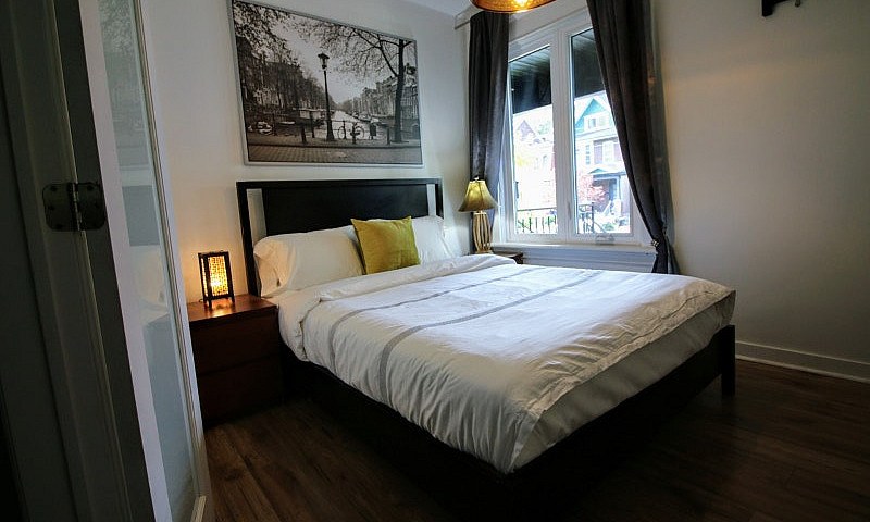 2-Bedroom, 1 Bath Un...