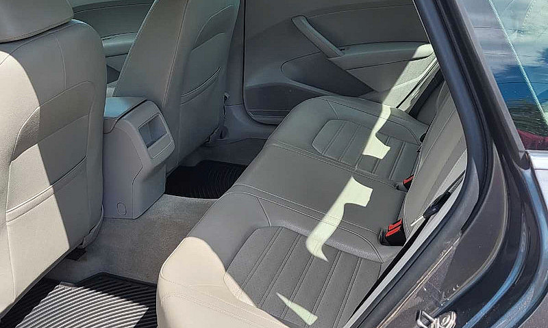 Volkswagen Passat V6...