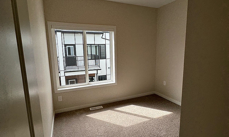 2 Bedroom Townhouse ...
