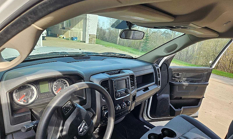 2019 Ram 1500 Classi...