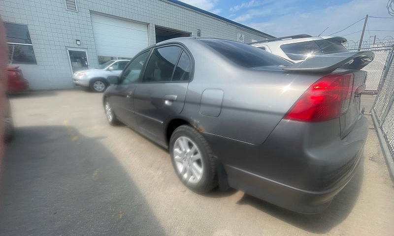 2005 Honda Civic...