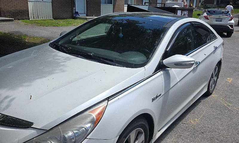 Hyundai Sonata Hybri...