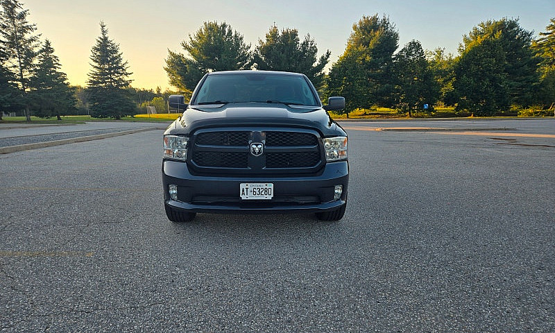 2017 Dodge Ram 4X4 6...