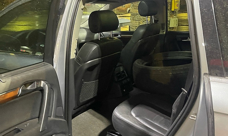 2007 Audi Q7 4.2L V8...
