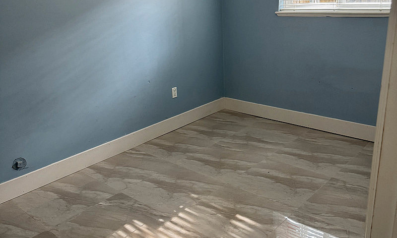 2 Bedroom Basement S...