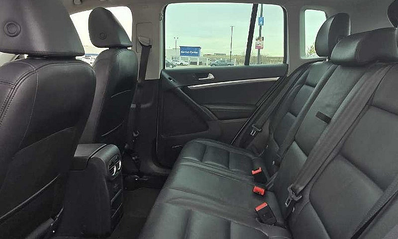 Volkswagen Tiguan Co...