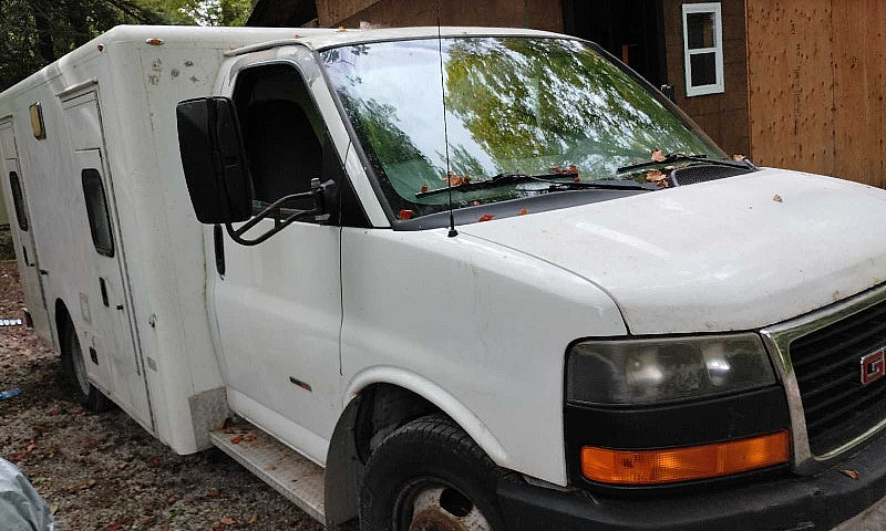 2010 Gmc Savannah 35...