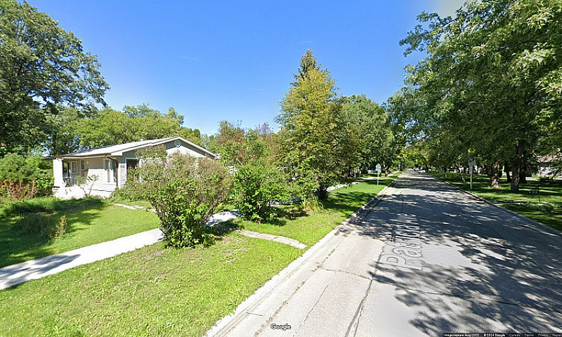 House For Sale In Fo...