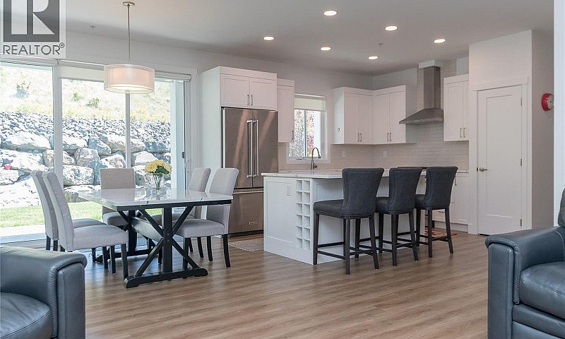 Luxury 2-Bed Rancher...