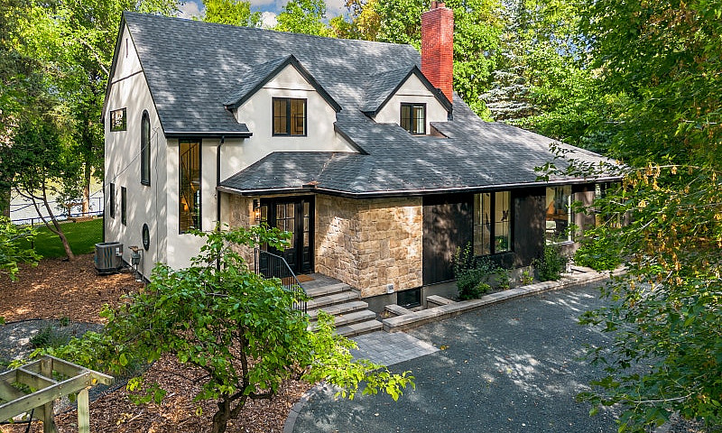 House For Sale: 409 ...
