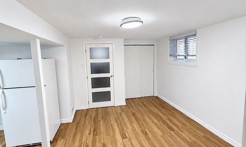 Updated 1-Bedroom Ba...