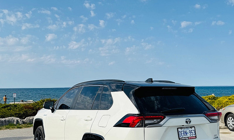 Toyota Rav4 Hybrid X...
