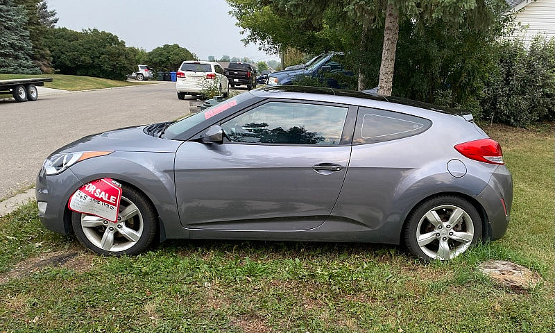  Hyundai Veloster 20...