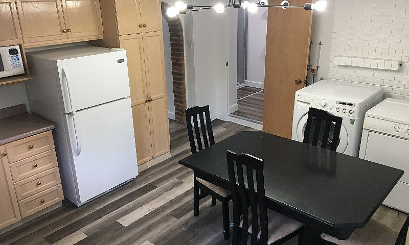 Logement À Louer Tou...