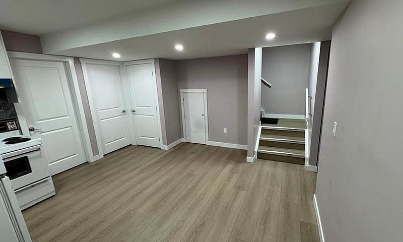 Modern 2-Bed, 1-Bath...