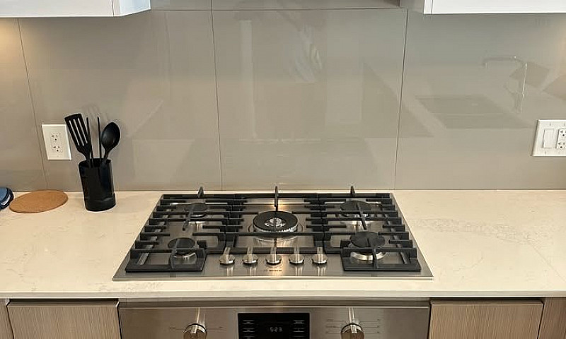 $3,250 / 2Br - 950Ft...