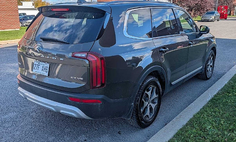 Kia Telluride Ex 202...