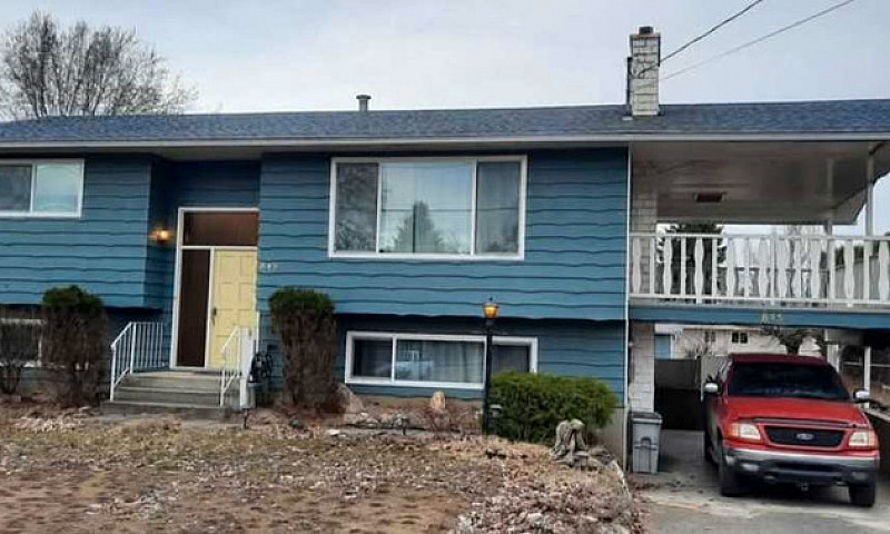 Top Floor House Rent...