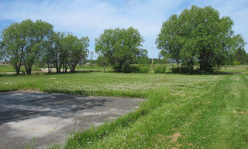 For Sale 1 Acre Lot ...