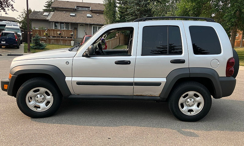 2006 Jeep Liberty 3....