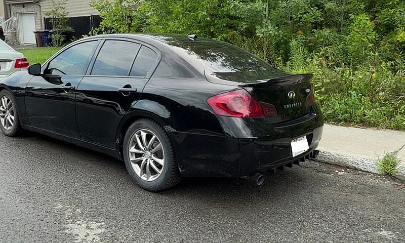 Infiniti G37X...