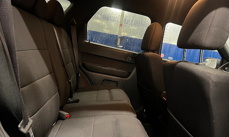 2010 Ford Escqpe Xlt...