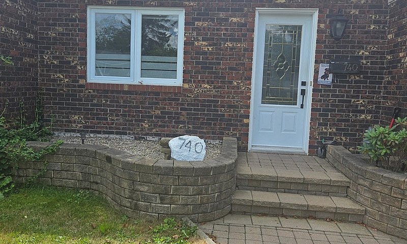 House In Gatineau...