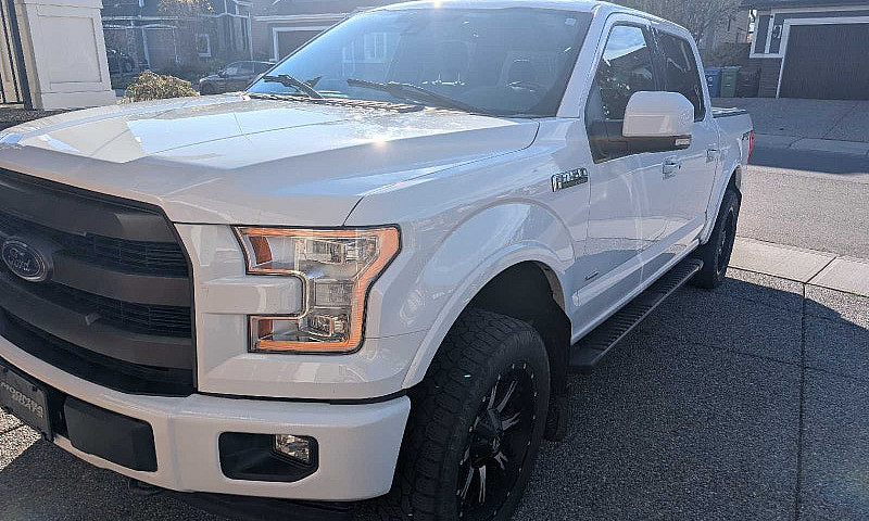 2017 Ford F-150 Lari...