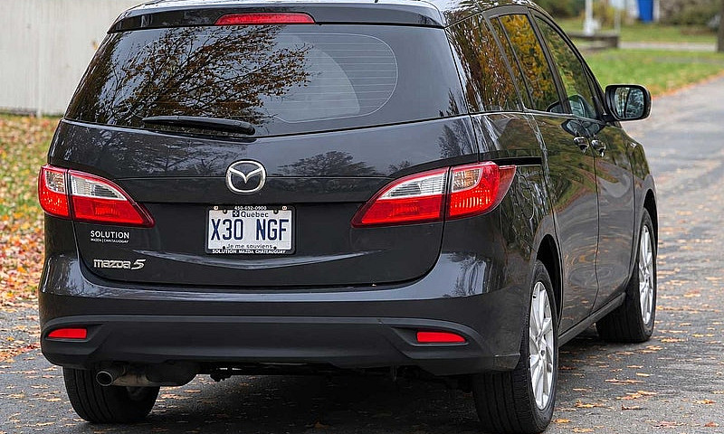Mazda 5 2015 162,000...