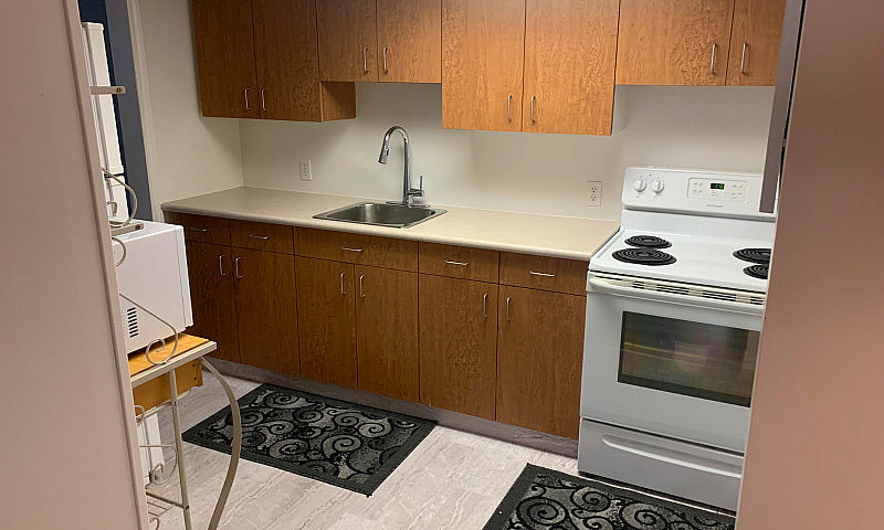 Furnished Basement A...