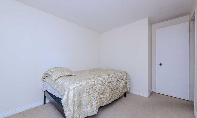 Room For Rent In Cal...