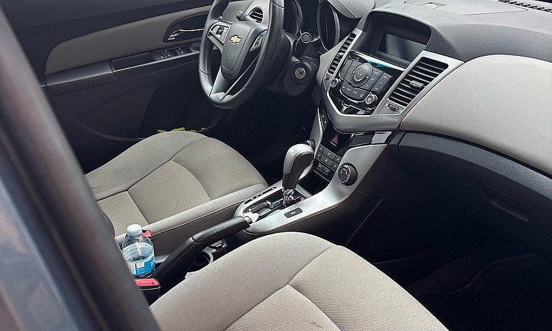 2013 Chevrolet Cruze...