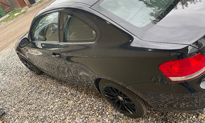 2009 Bmw 128I...