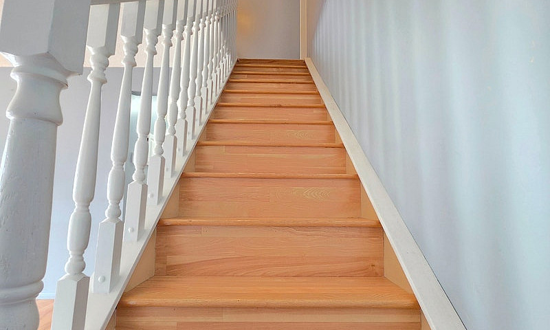 Spacious 2-Storey 2 ...