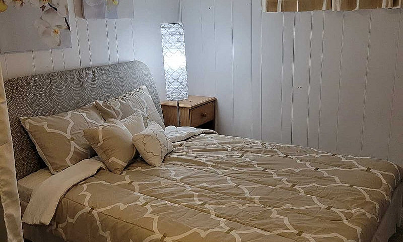 Furnished Cozy 2 Bed...