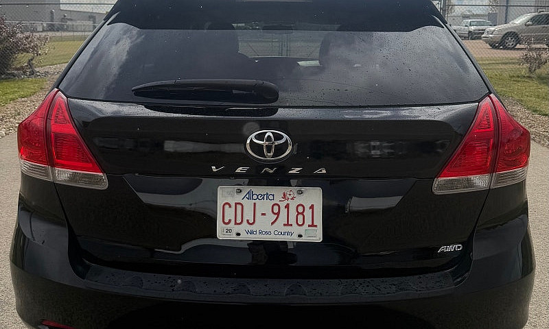 2009 Toyota Venza 3....