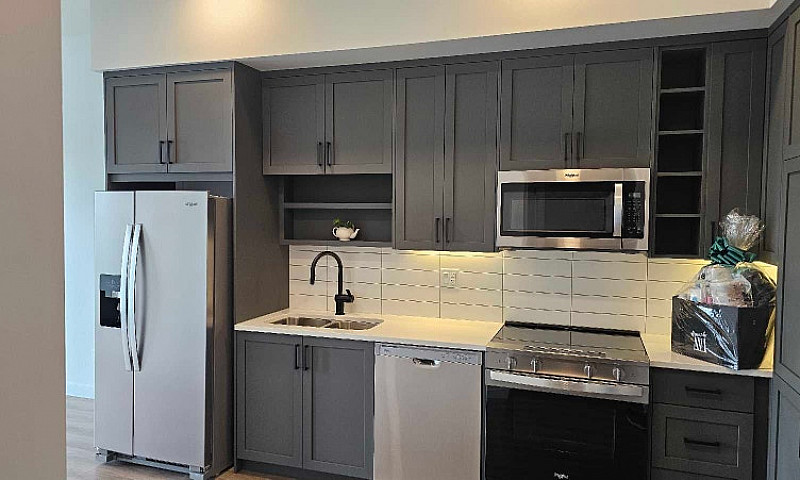 Modern One Bedroom C...