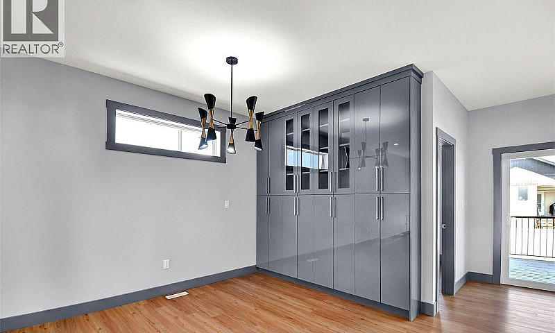 4 Beds 3 Baths - Hou...