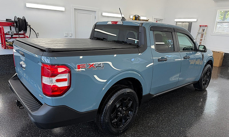 2022 Ford Maverick X...