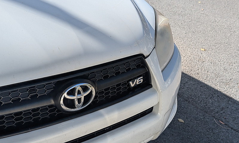 2012 Toyota Rav4 V6 ...