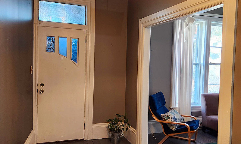 Large 3 Bedroom Down...