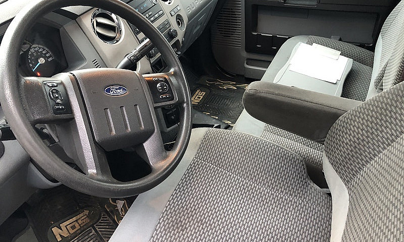 2007 Ford F750 Roll ...