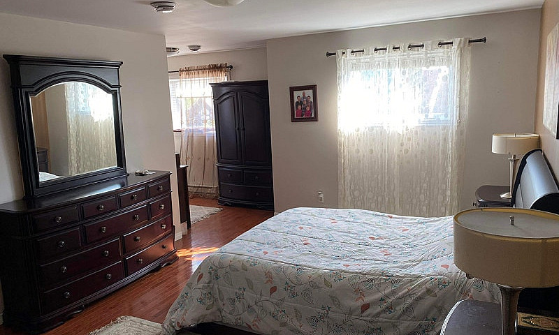 Nice House 5. Bedroo...