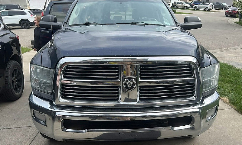 2012 Ram 2500 Hemi A...