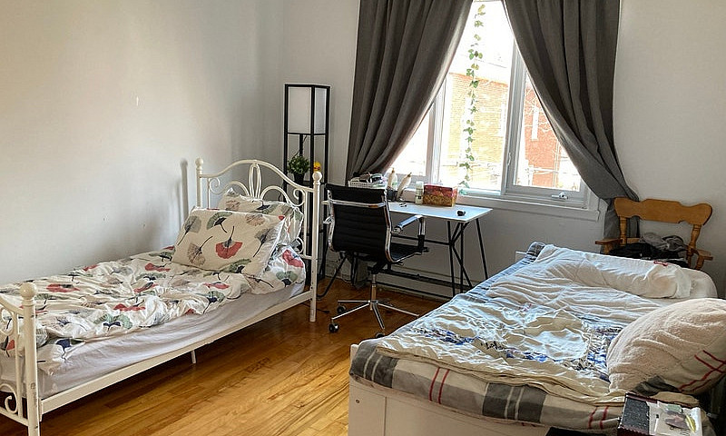 Spacious And Sunny 5...