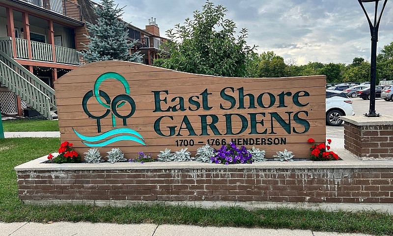 Condo For Sale In No...