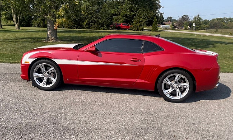 Chevrolet Camaro Ss...