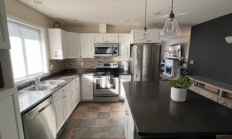 3 Bdrm 2 Bath Home...